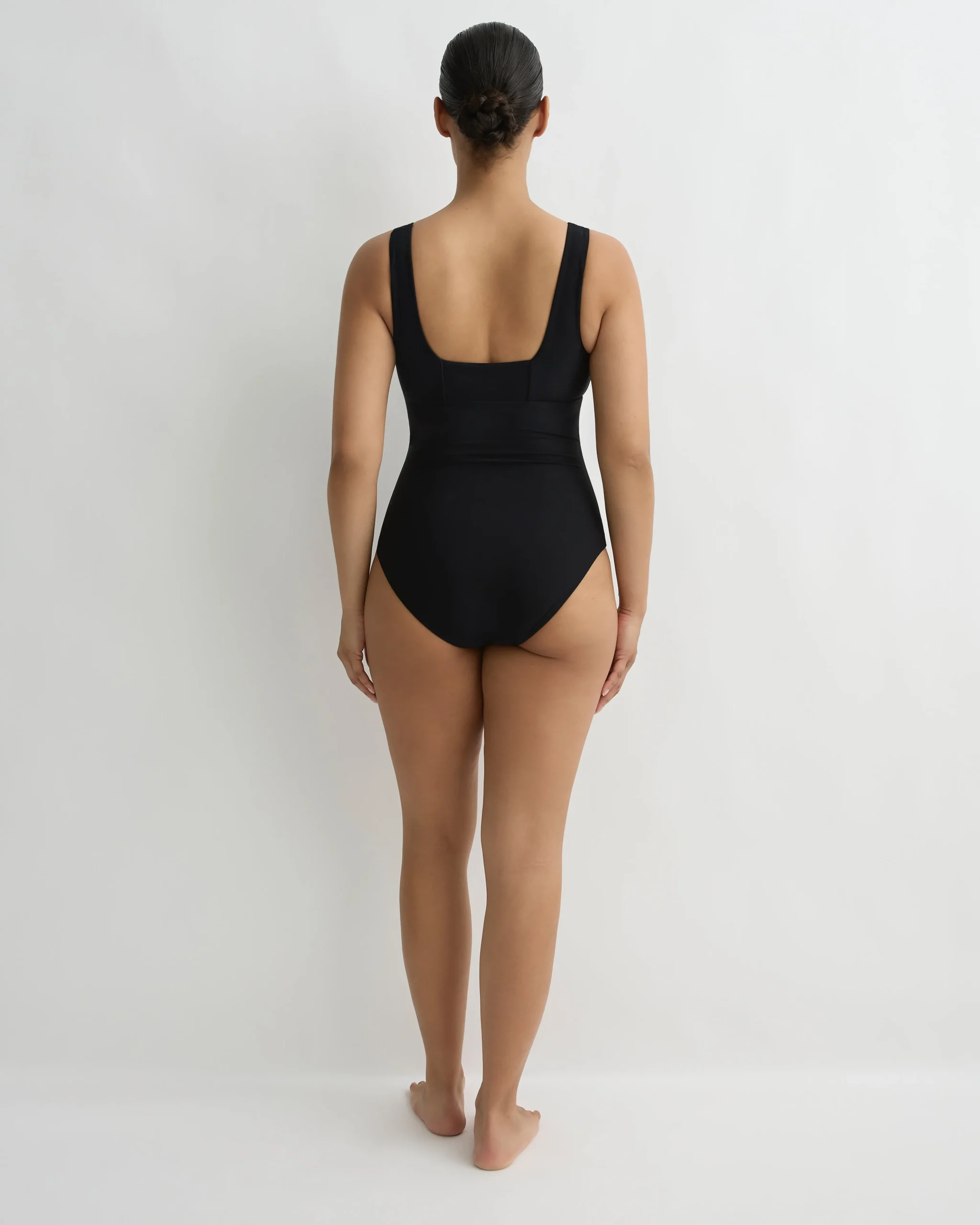 Lois One Piece - Black (Sculpteur®)