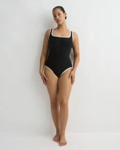 Mckenna One Piece - Black (Sculpteur®)