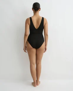 Victoria One Piece - Black (Singuleur®)